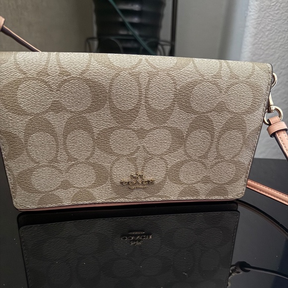 Coach monogram small crossbody wallet - Picture 2 of 5